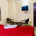 OYO 86137 Hotel Le Princess