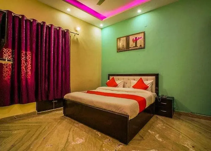 OYO 86137 Hotel Le Princess