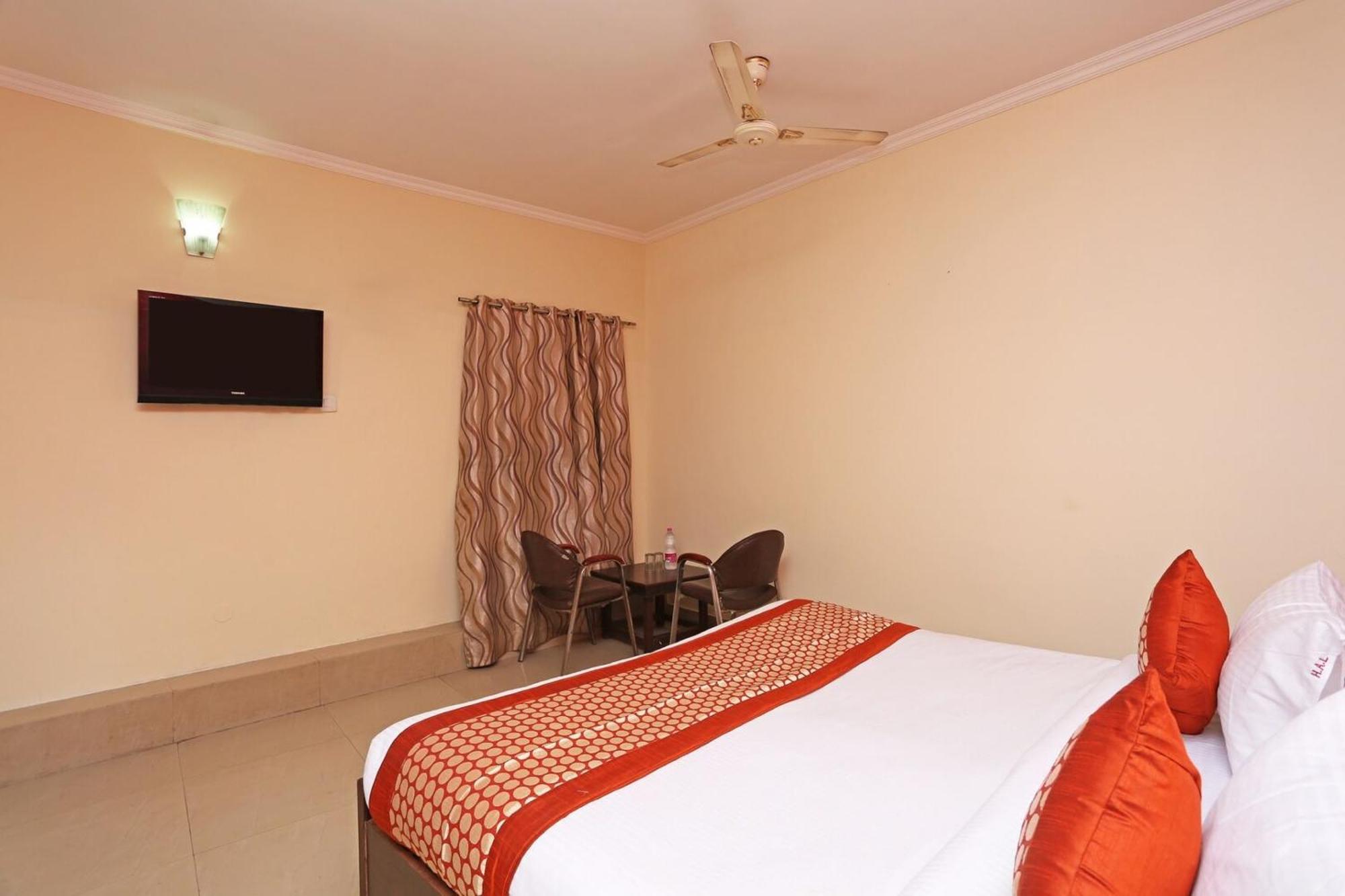 Hotel Oyo 86137 Le Princess