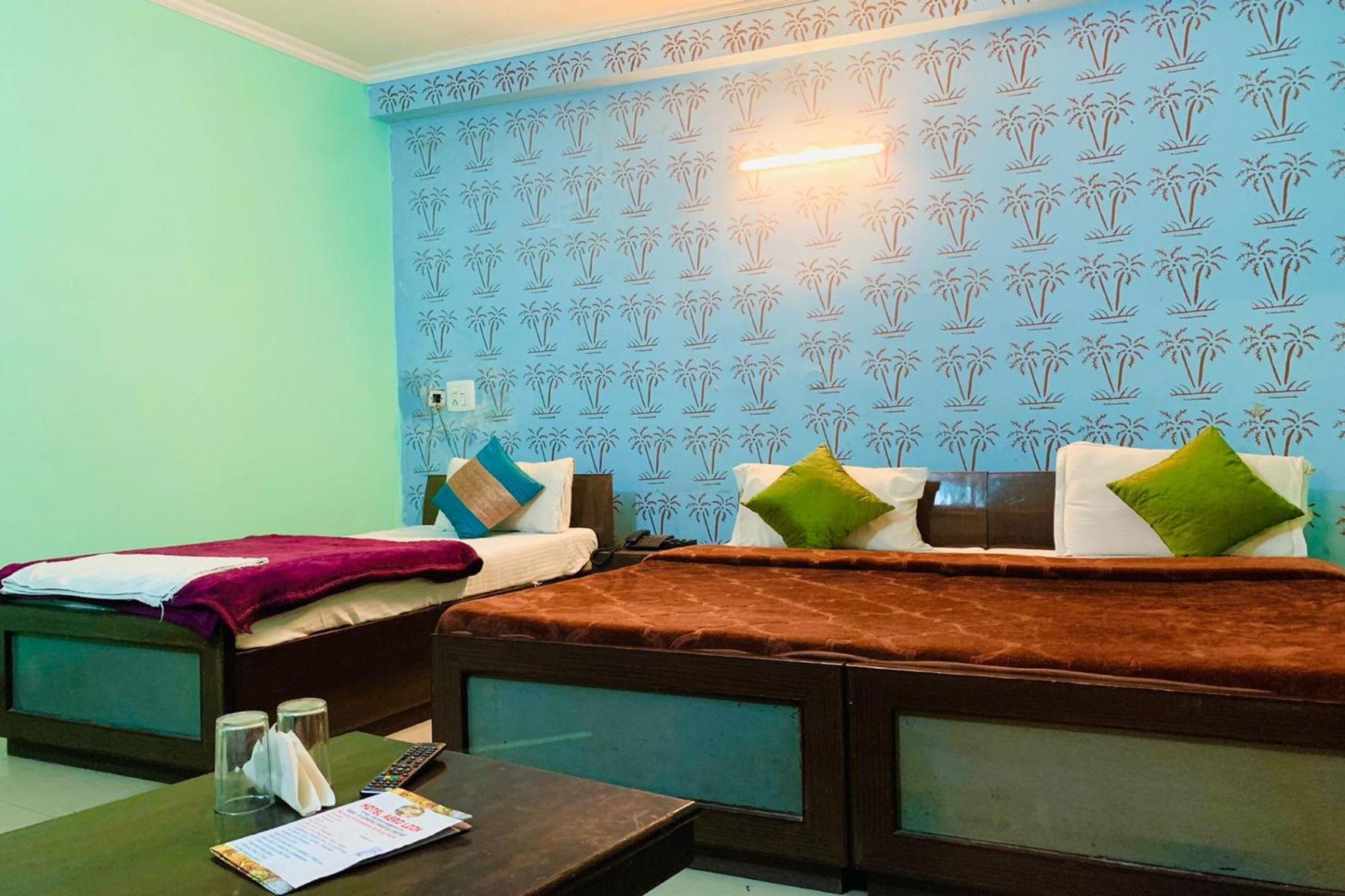 Oyo 86137 Le Princess Hotel New Delhi