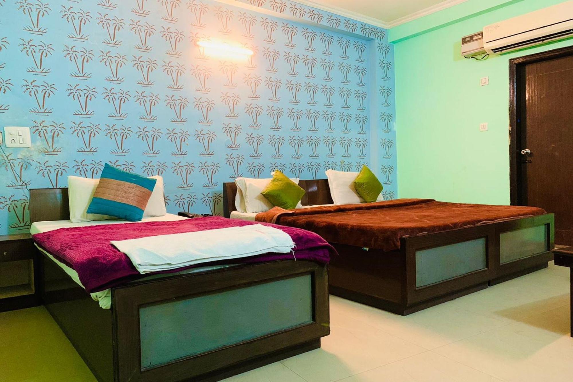 Oyo 86137 Le Princess Hotel